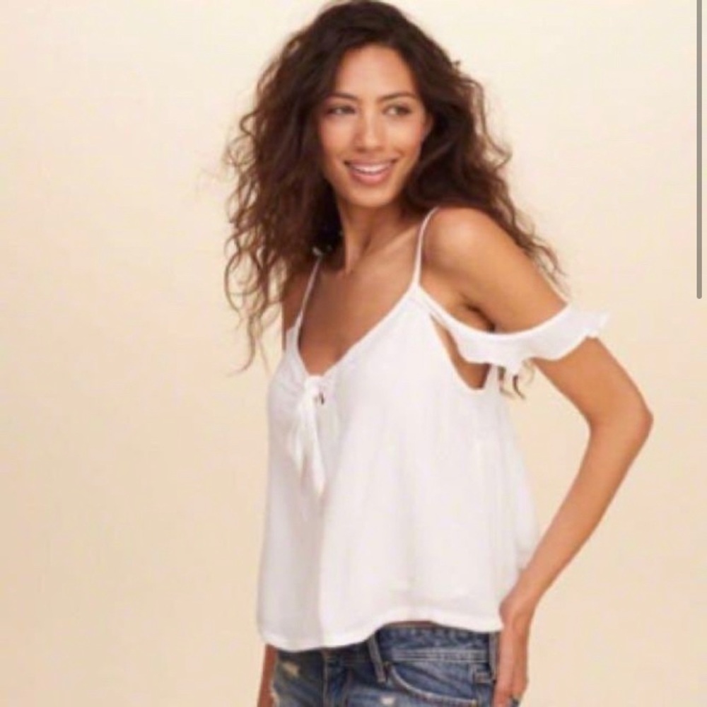Hollister tie front cold shoulder top